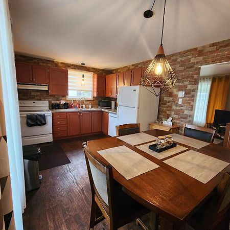 Maison St-Raymond Duplex Matane Exterior photo